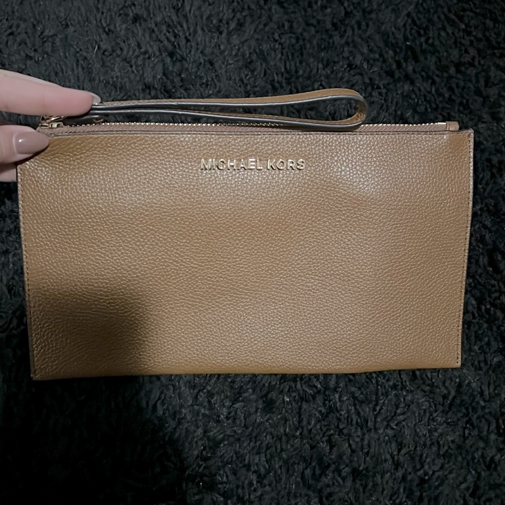 Michael Kors Clutch